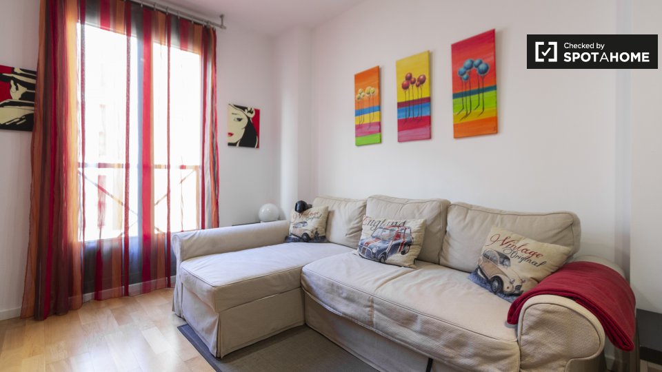 Apartment Madrid, 1 bed, 82m² — photo 1
