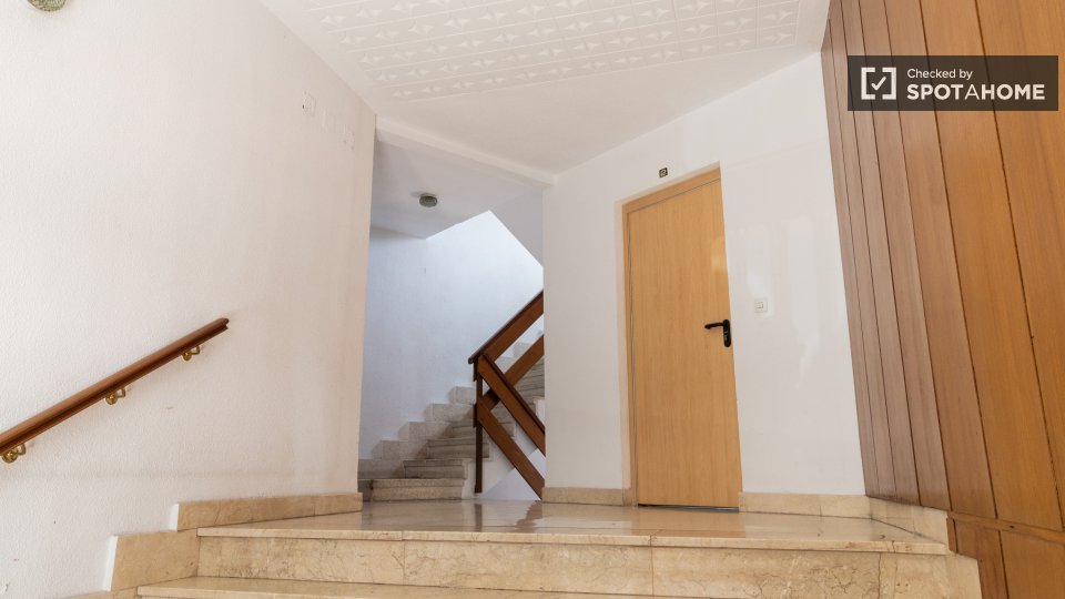 Double room Madrid, 4 beds — photo 20