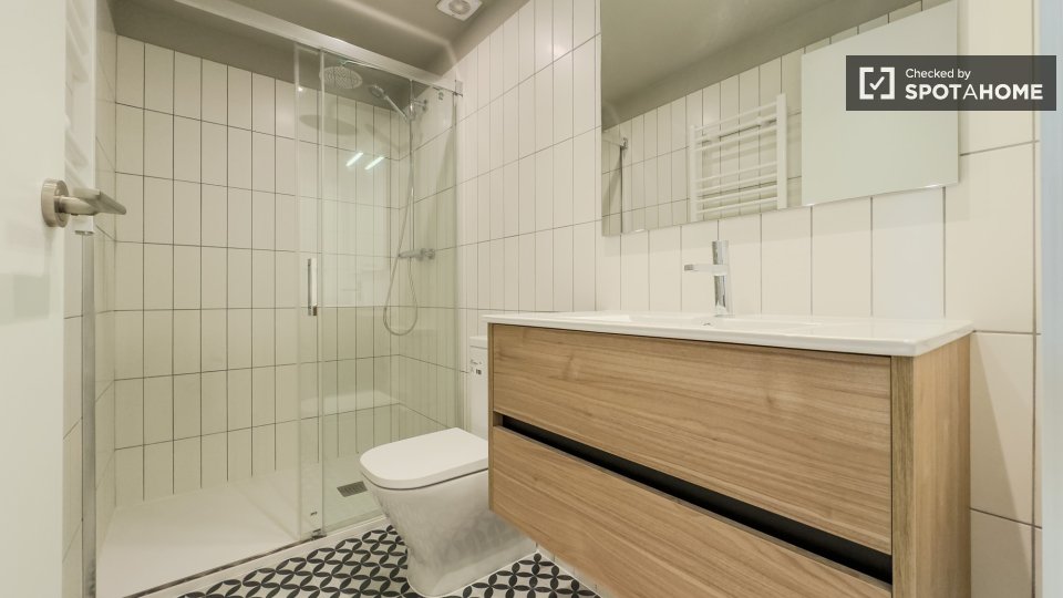 Apartment Barcelona, 2 beds, 74m² — photo 29