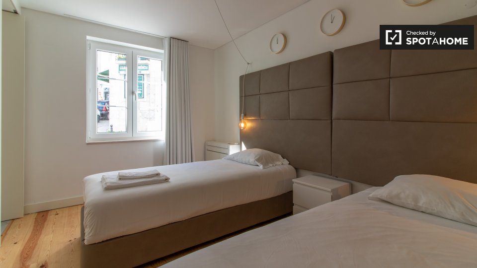 Apartment Lisbon, 2 beds — photo 17