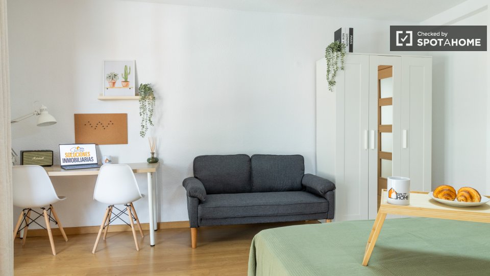 Double room Madrid, 4 beds — photo 58