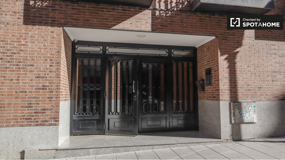 Apartment Madrid, 1 bed, 60m² — photo 18