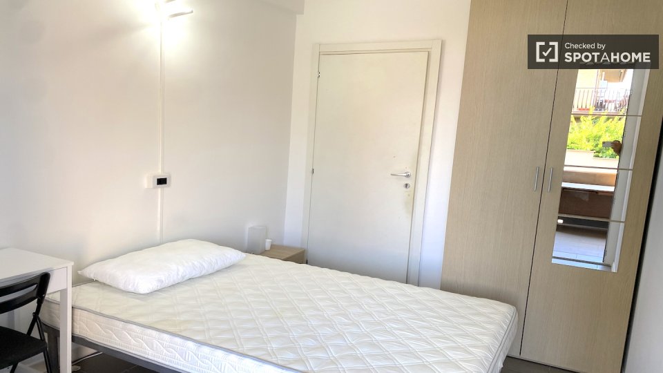 Double room Rome, 4 beds — photo 20