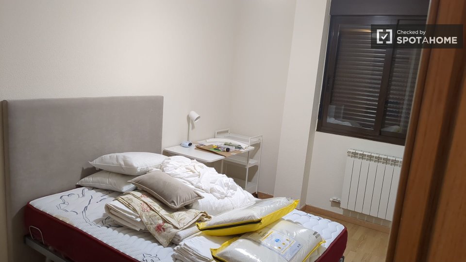 Apartment Zaragoza, 2 beds, 55m² — photo 3