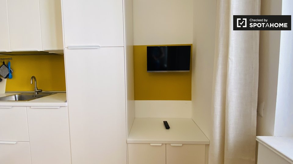Apartment Milan, 1 bed — photo 4