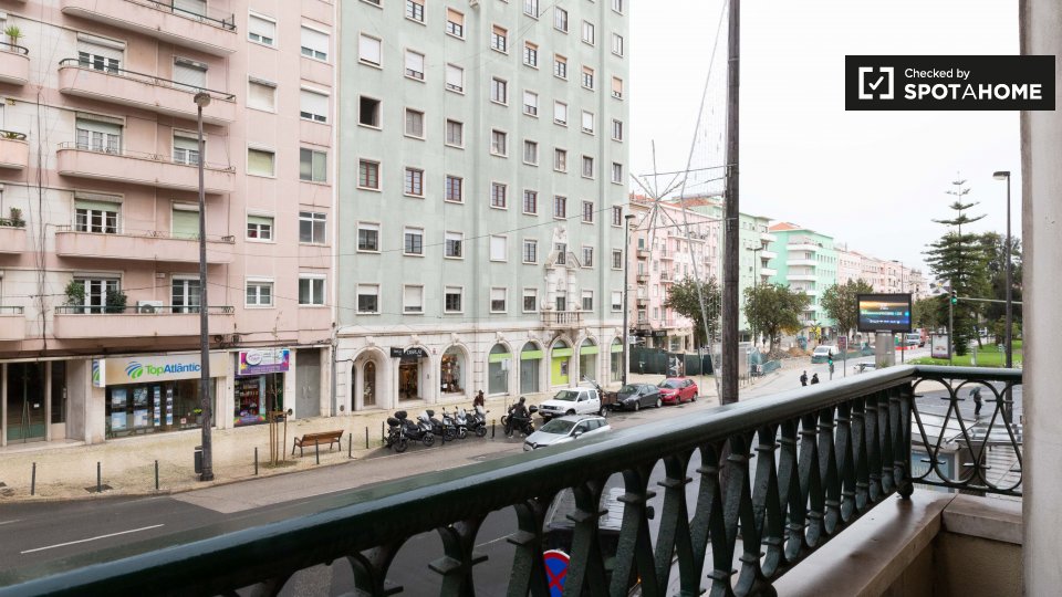 Double room Lisbon, 7 beds, 125m² — photo 8