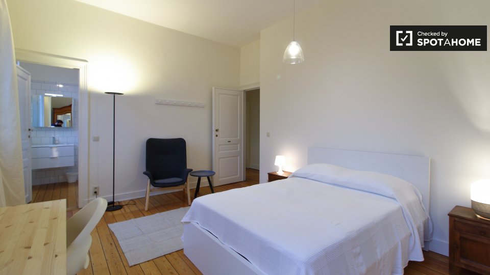 Double room Brussels, 11 beds, 750m² — photo 4
