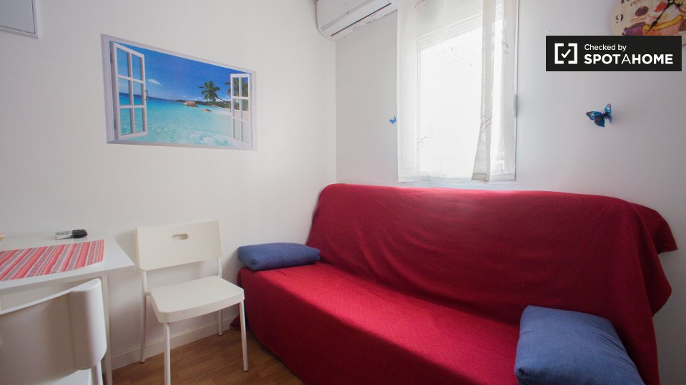 Apartment Valencia, 1 bed, 35m² — photo 1