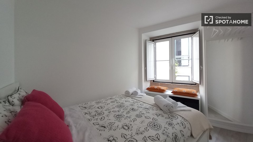Apartment Lisbon, 1 bed, 40m² — photo 2