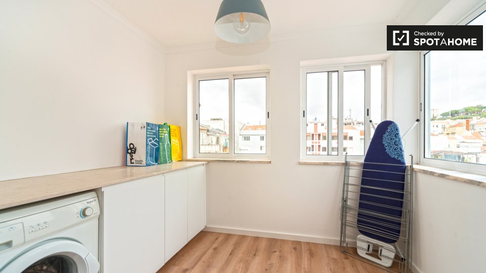 Apartment Lisbon, 2 beds — photo 9