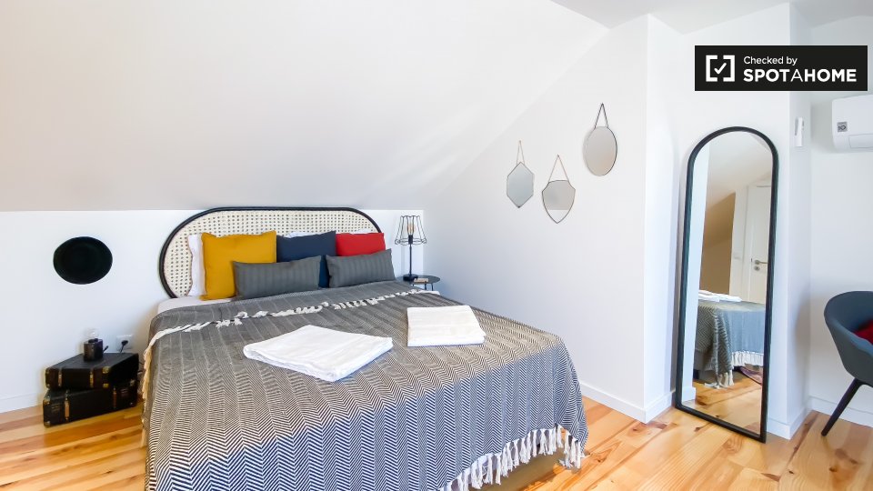 Apartment Lisbon, 2 beds — photo 12
