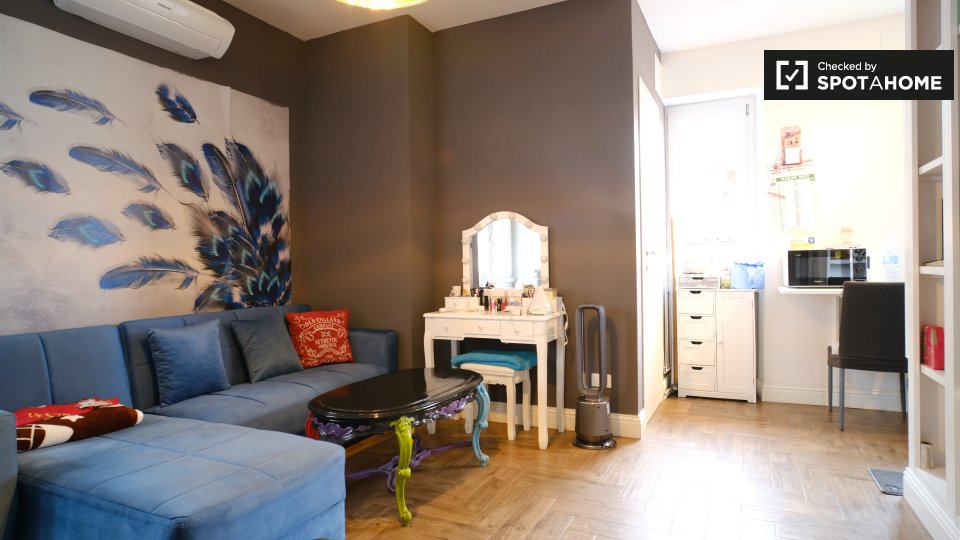 Apartment Rome, 1 bed — photo 2