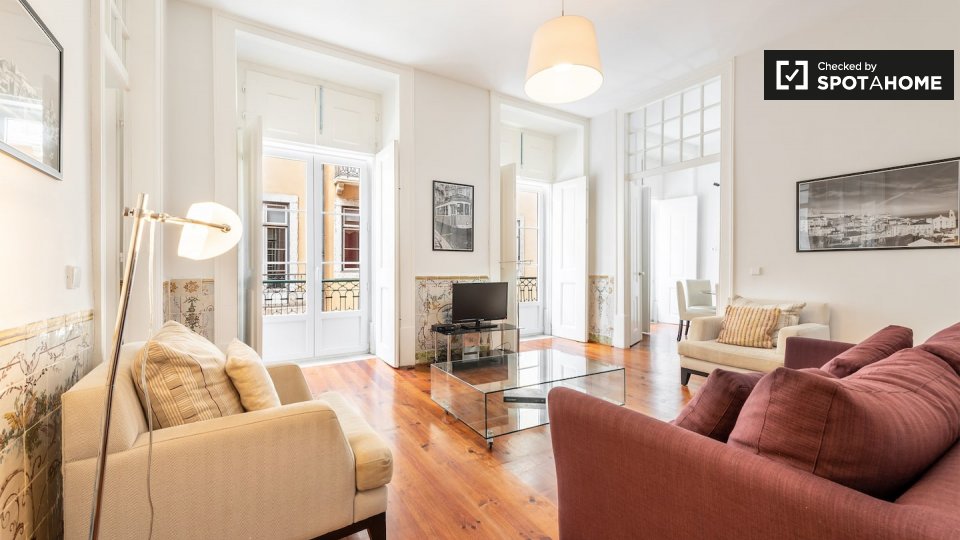 Apartment Lisbon, 2 beds — photo 18