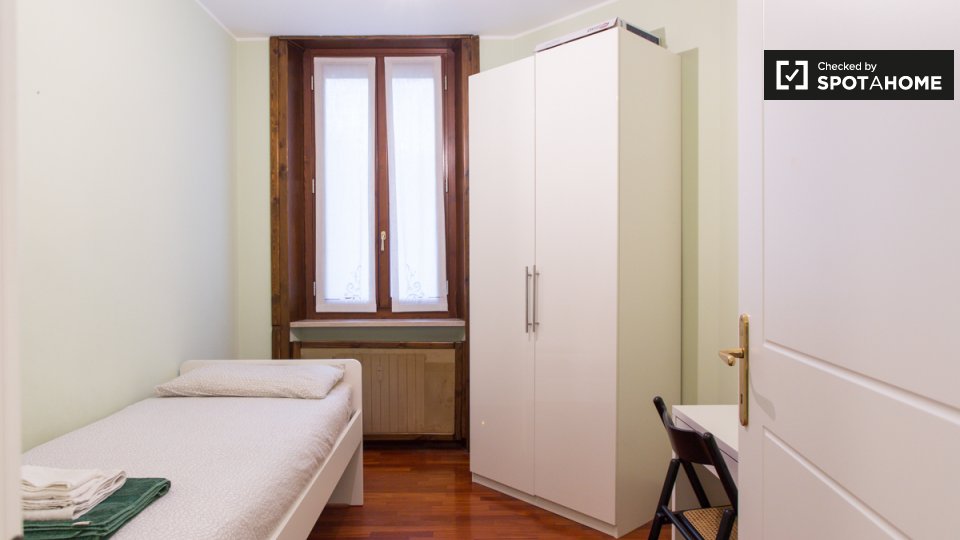 Double room Milan, 4 beds — photo 26
