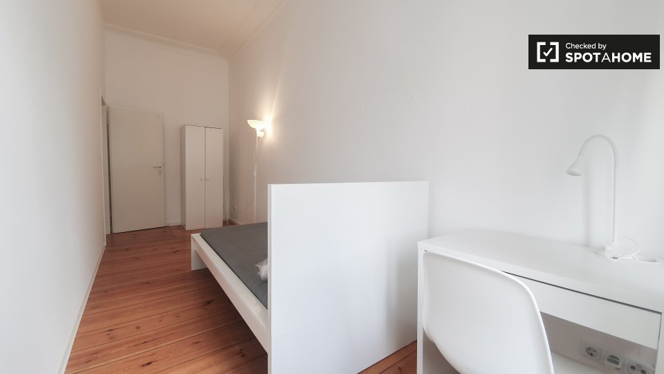 Double room Berlin, 3 beds — photo 7