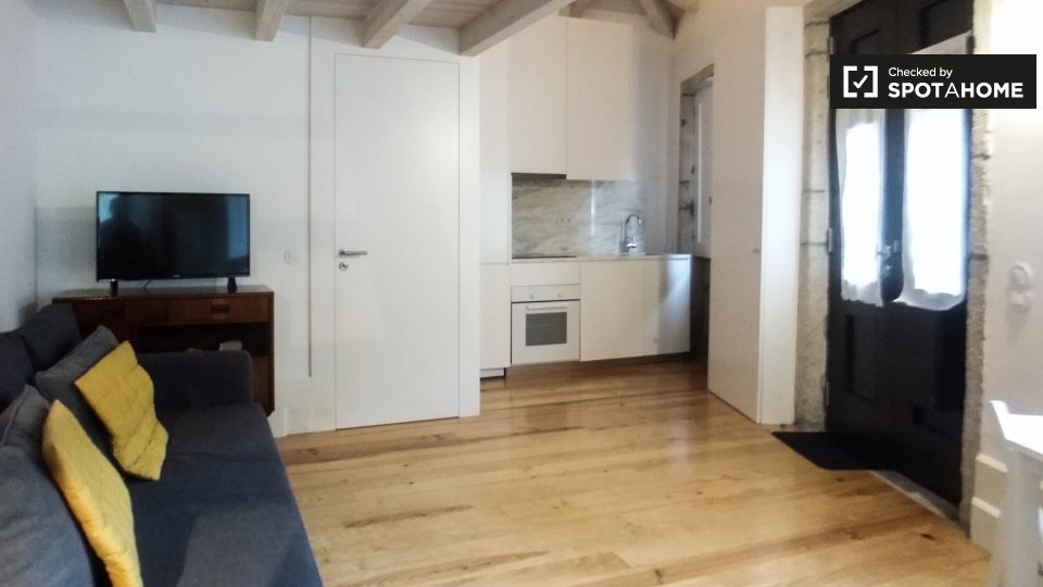 Apartment mono Porto, 47m² — photo 2