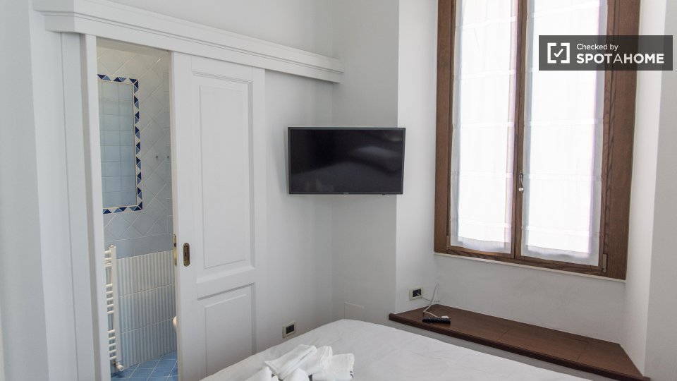 Apartment Rome, 2 beds — photo 16