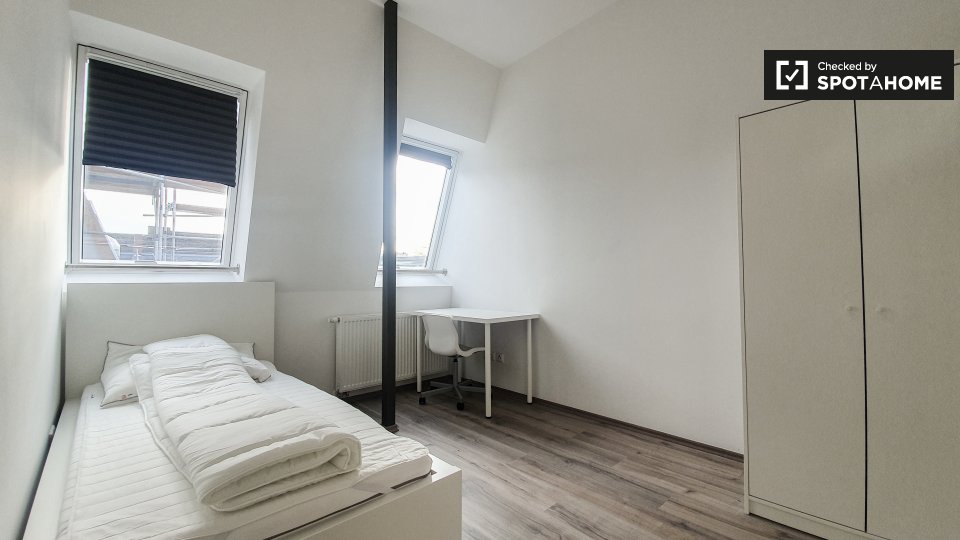 Double room Berlin, 6 beds — photo 2