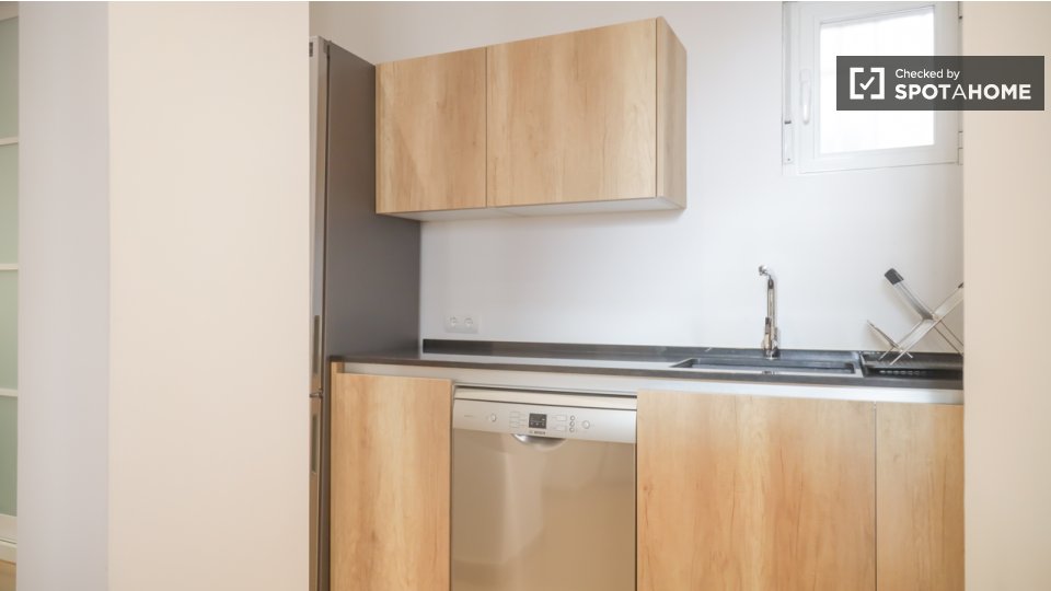 Apartment Madrid, 1 bed, 70m² — photo 1