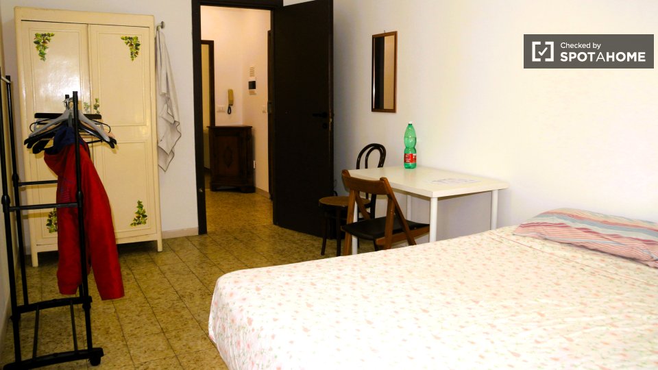 Double room Rome, 5 beds — photo 5