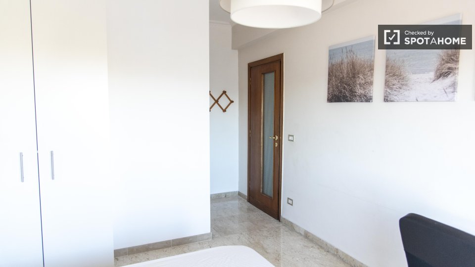 Double room Rome, 5 beds — photo 11