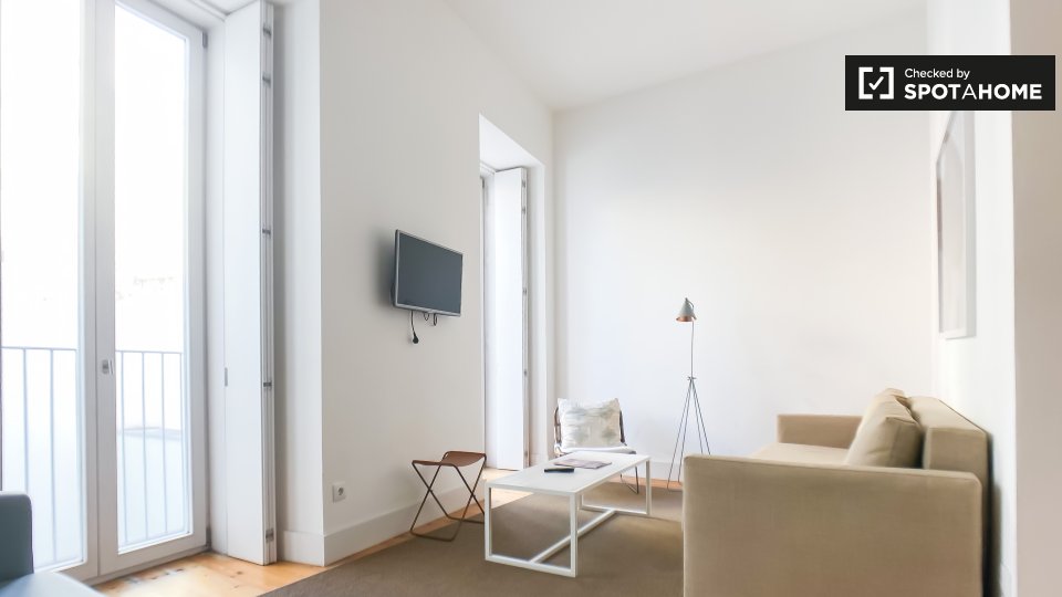 Apartment Lisbon, 1 bed, 63m² — photo 13