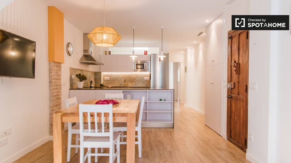 Apartment Valencia, 2 beds, 80m² — photo 2