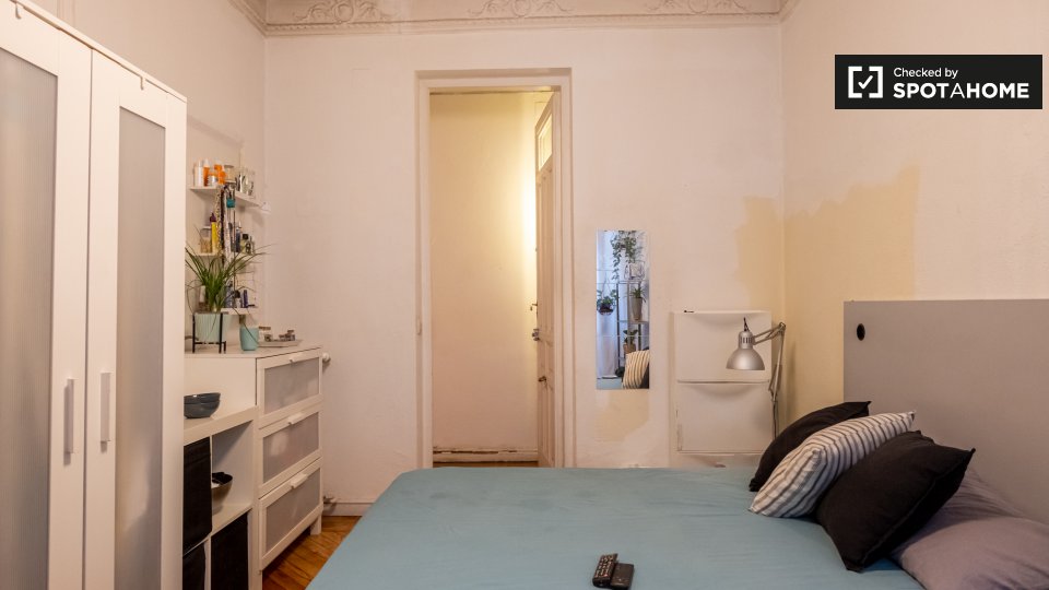 Double room Madrid, 9 beds — photo 2