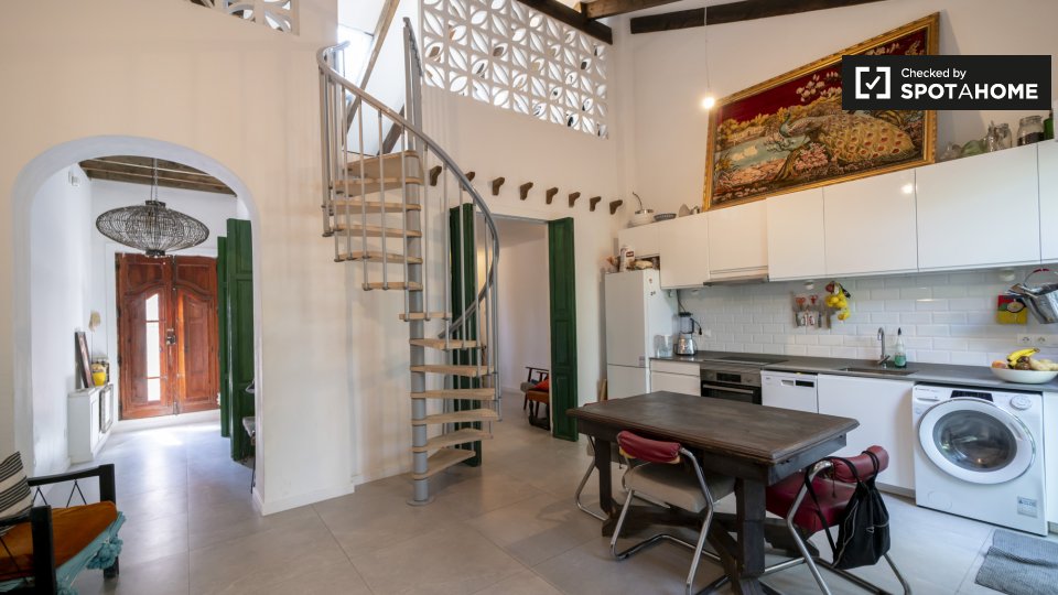 Apartment Valencia, 1 bed, 85m² — photo 4