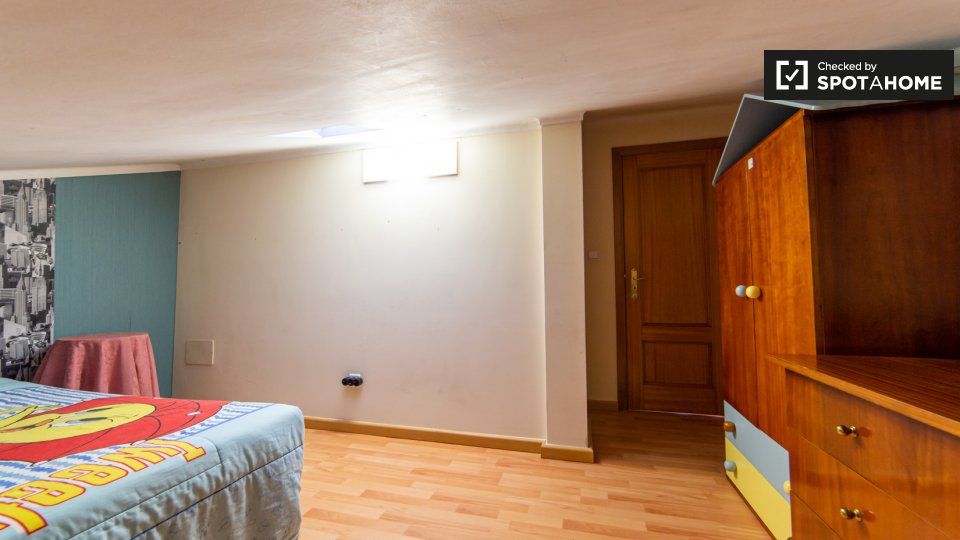 Double room Lisbon, 9 beds — photo 2