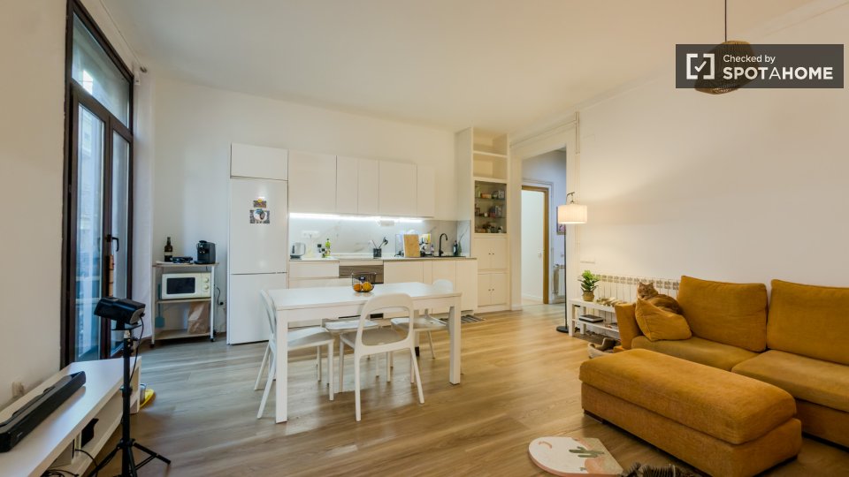 Apartment Barcelona, 1 bed, 92m² — photo 27