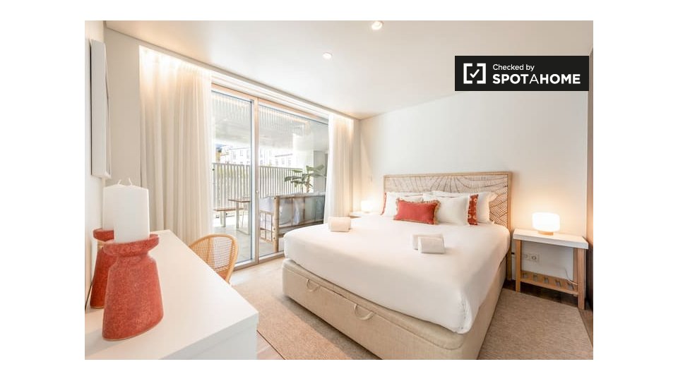 Apartment Lisbon, 2 beds — photo 9