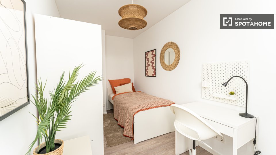 Double room Berlin, 4 beds, 60m² — photo 19