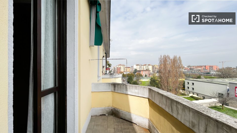 Double room Milan, 2 beds — photo 16