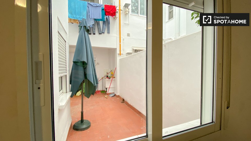 Double room Valencia, 4 beds — photo 7
