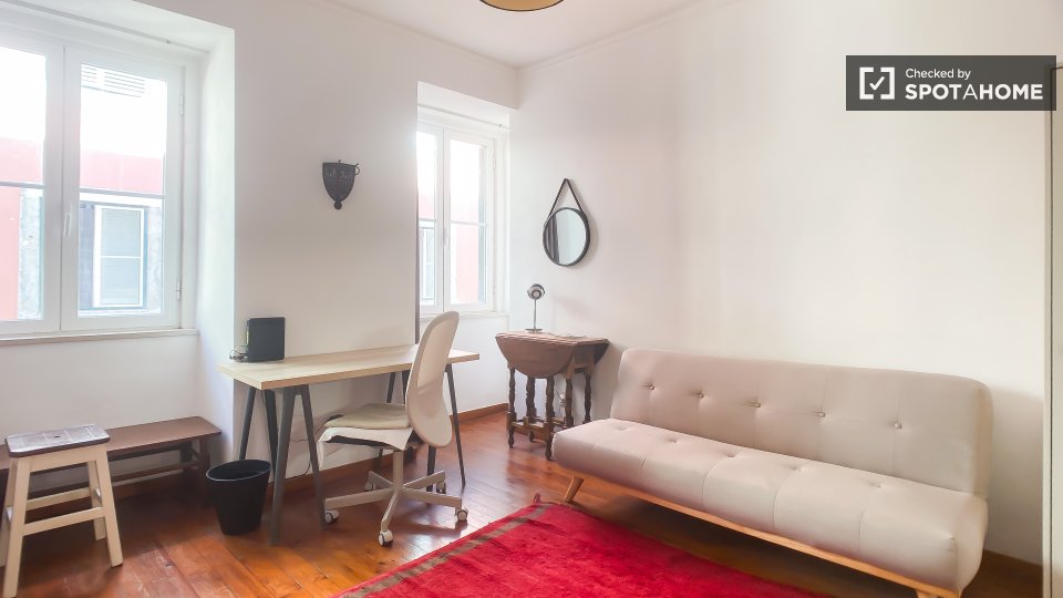 Apartment Lisbon, 1 bed, 65m² — photo 17