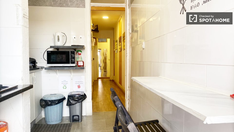 Double room Lisbon, 6 beds — photo 10