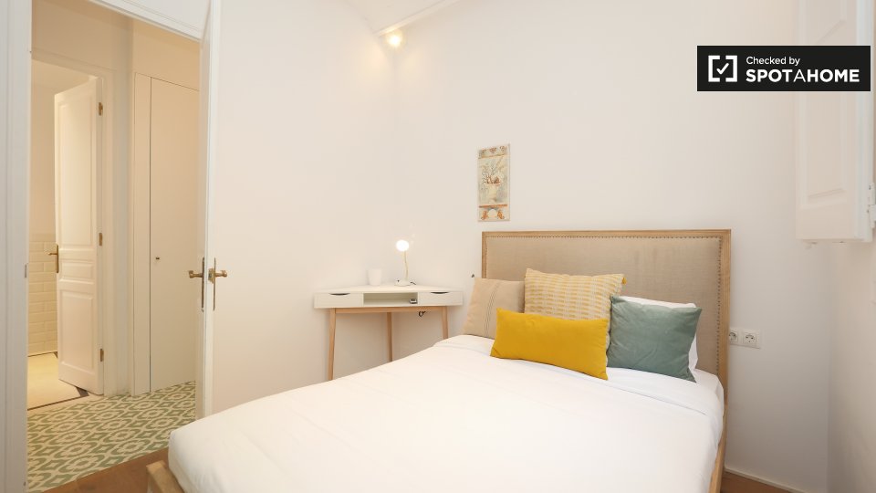 Apartment Barcelona, 1 bed — photo 14
