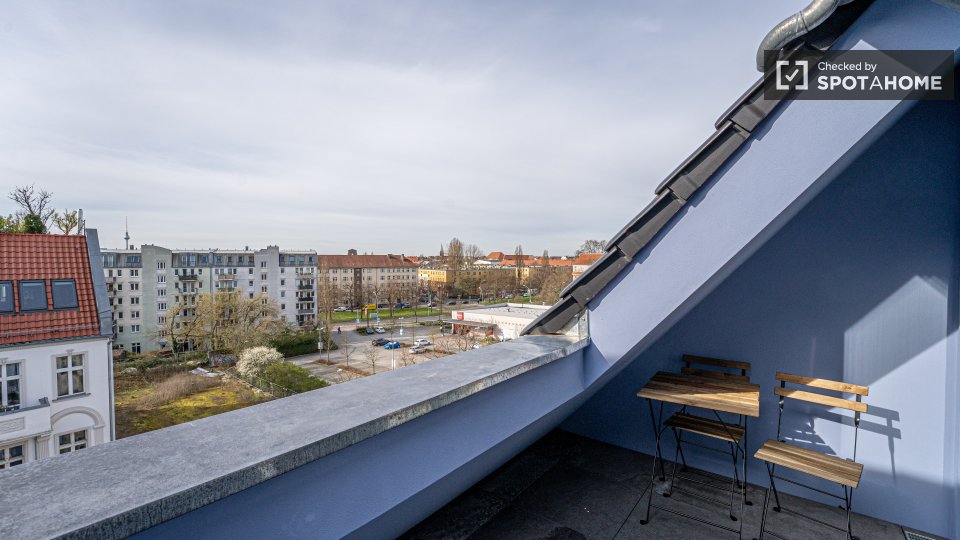 Double room Berlin, 10 beds, 194m² — photo 16