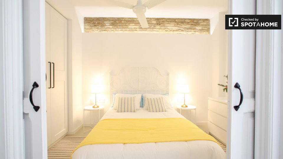 Apartment Valencia, 2 beds, 56m² — photo 15