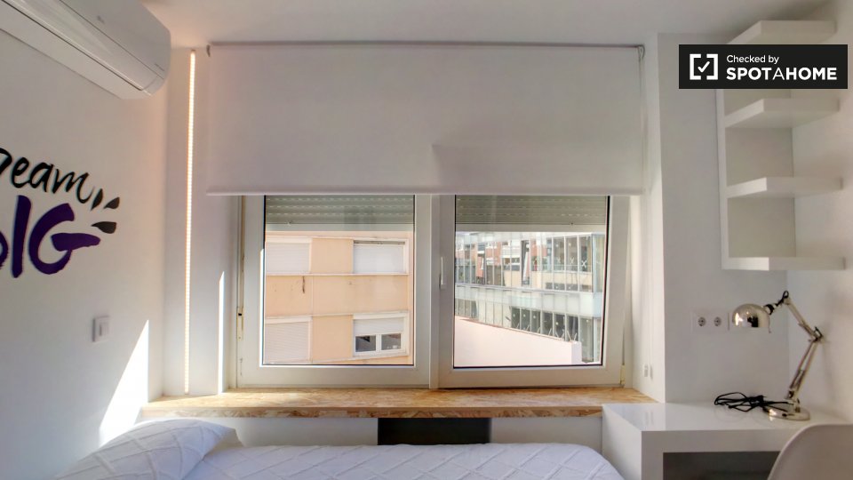 Double room Madrid, 6 beds — photo 14