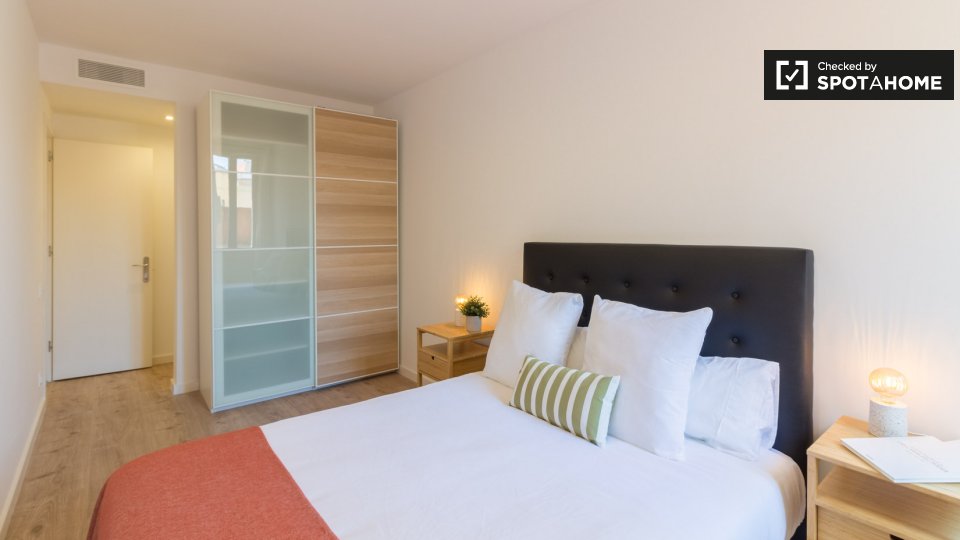 Apartment Barcelona, 3 beds — photo 13