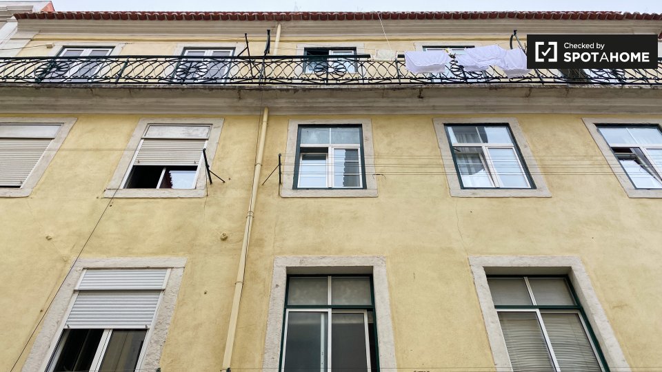 Apartment Lisbon, 1 bed — photo 13