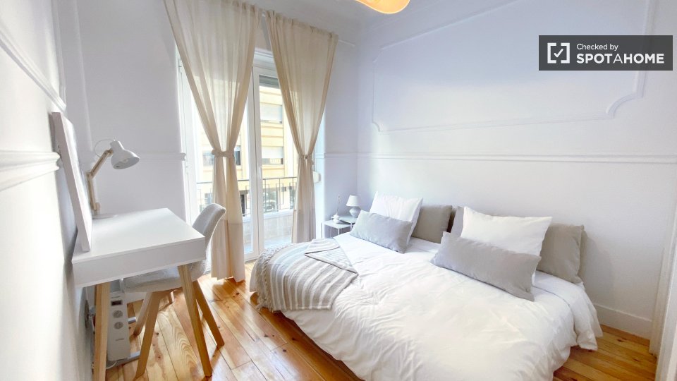 Apartment Lisbon, 2 beds — photo 48