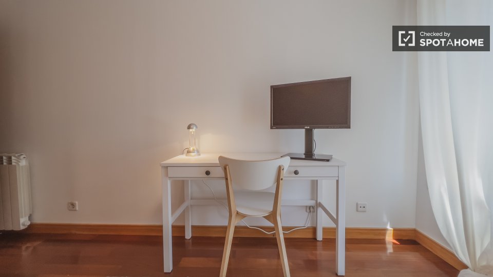 Apartment Porto, 2 beds, 74m² — photo 5