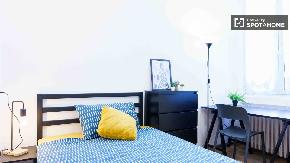 Double room Milan, 3 beds — photo 15