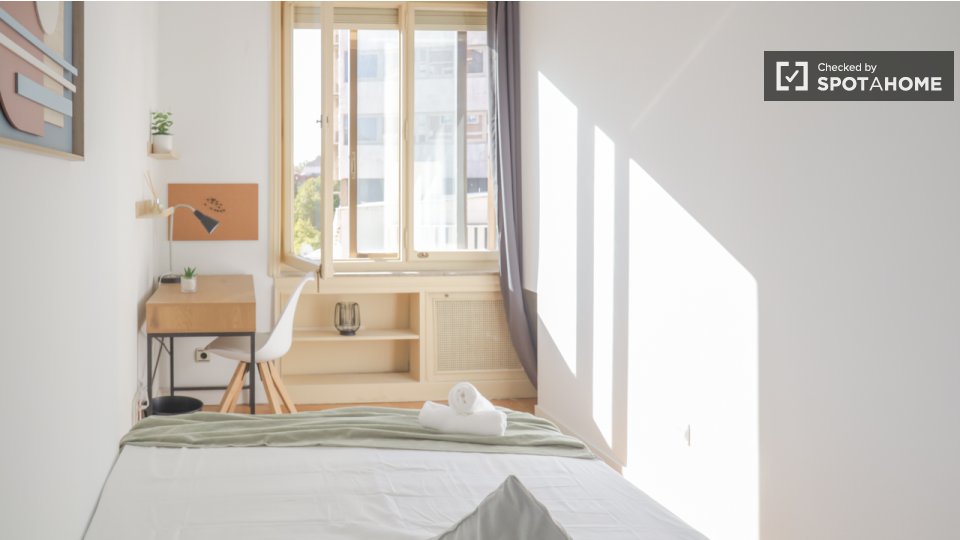 Double room Madrid, 18 beds — photo 4
