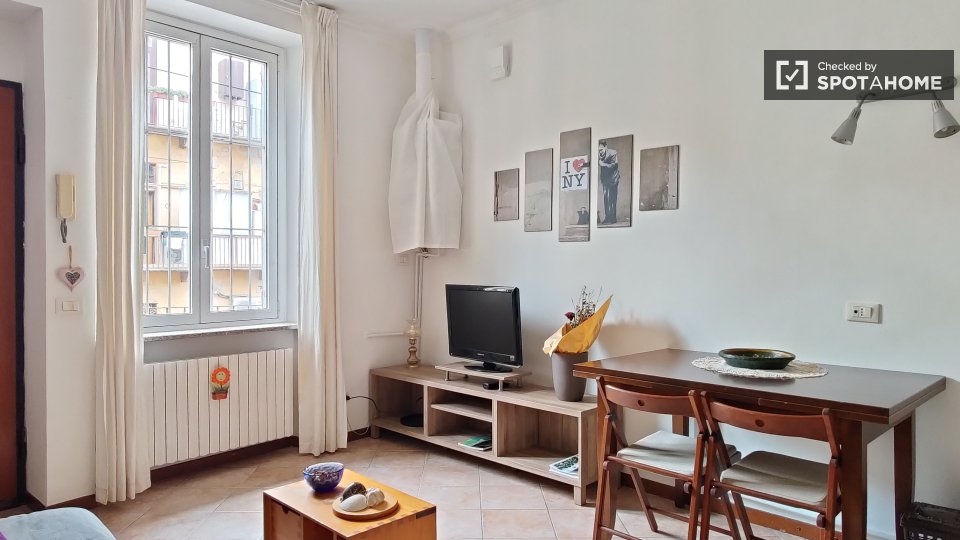 Apartment Milan, 1 bed, 49m² — photo 16