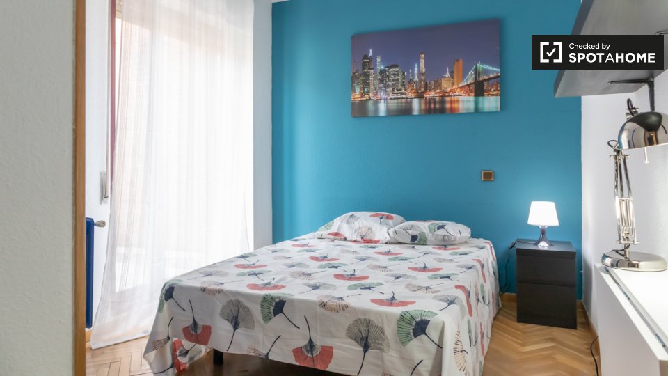 Double room Alcala_De_Henares, 5 beds — photo 1