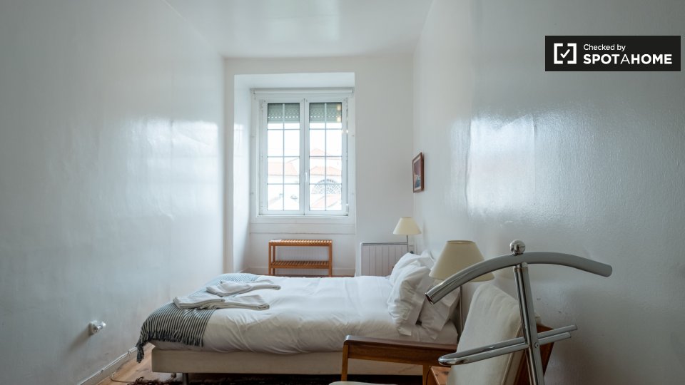 Apartment Lisbon, 2 beds — photo 15